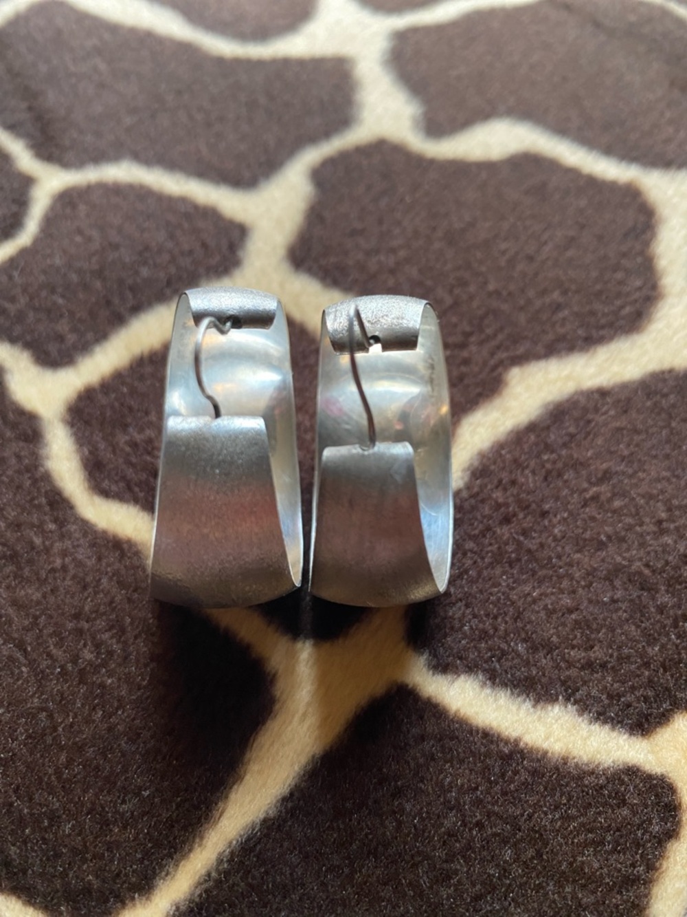 Vintage 80’s 925 Silver Textured Hoops